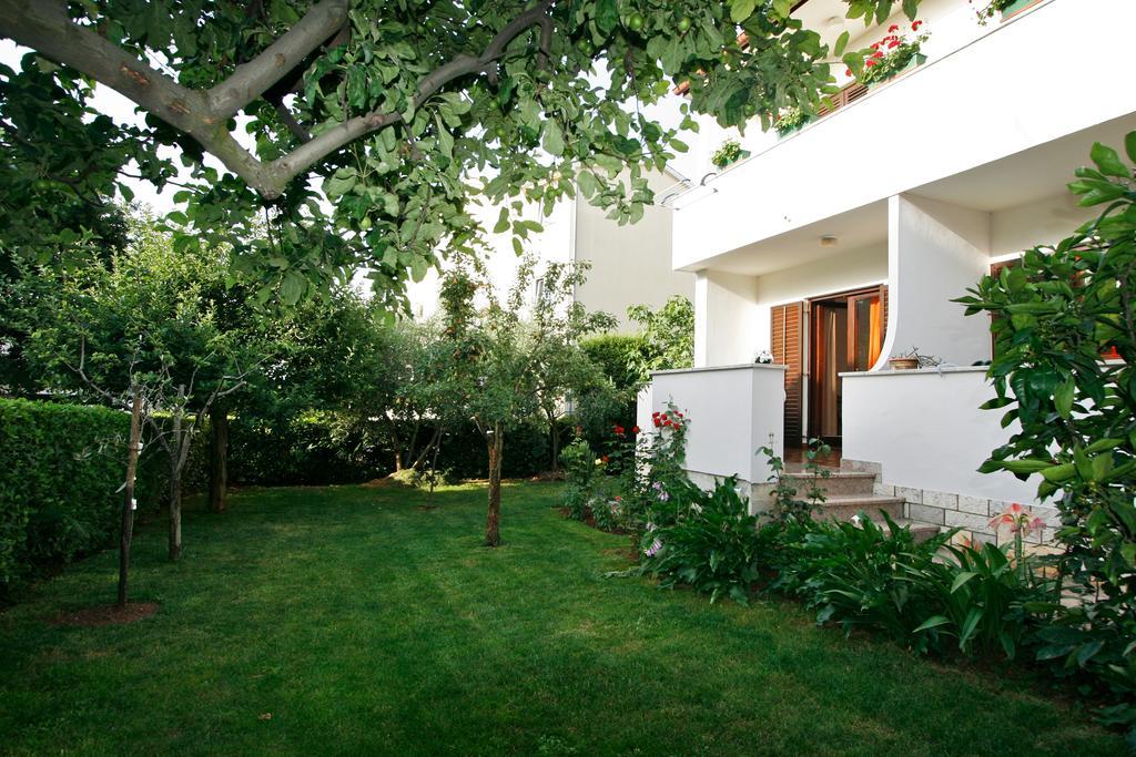 Apartment Nerina *