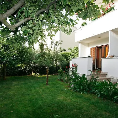 Apartment Nerina Porec Exterior photo