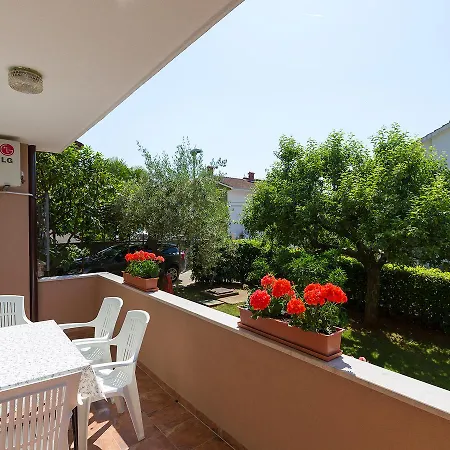 Apartment Nerina Porec Exterior photo